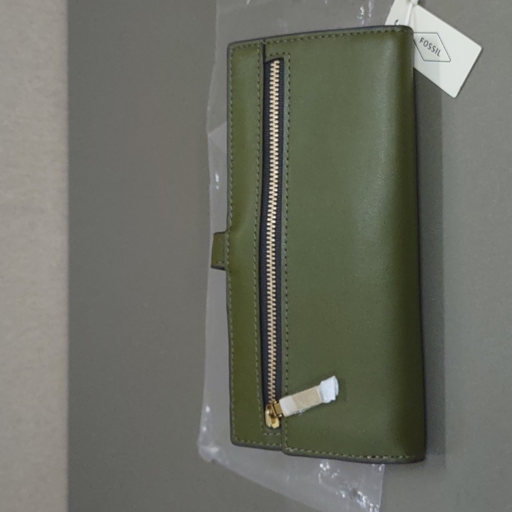 Fossil Wallet - Picture 5 of 7